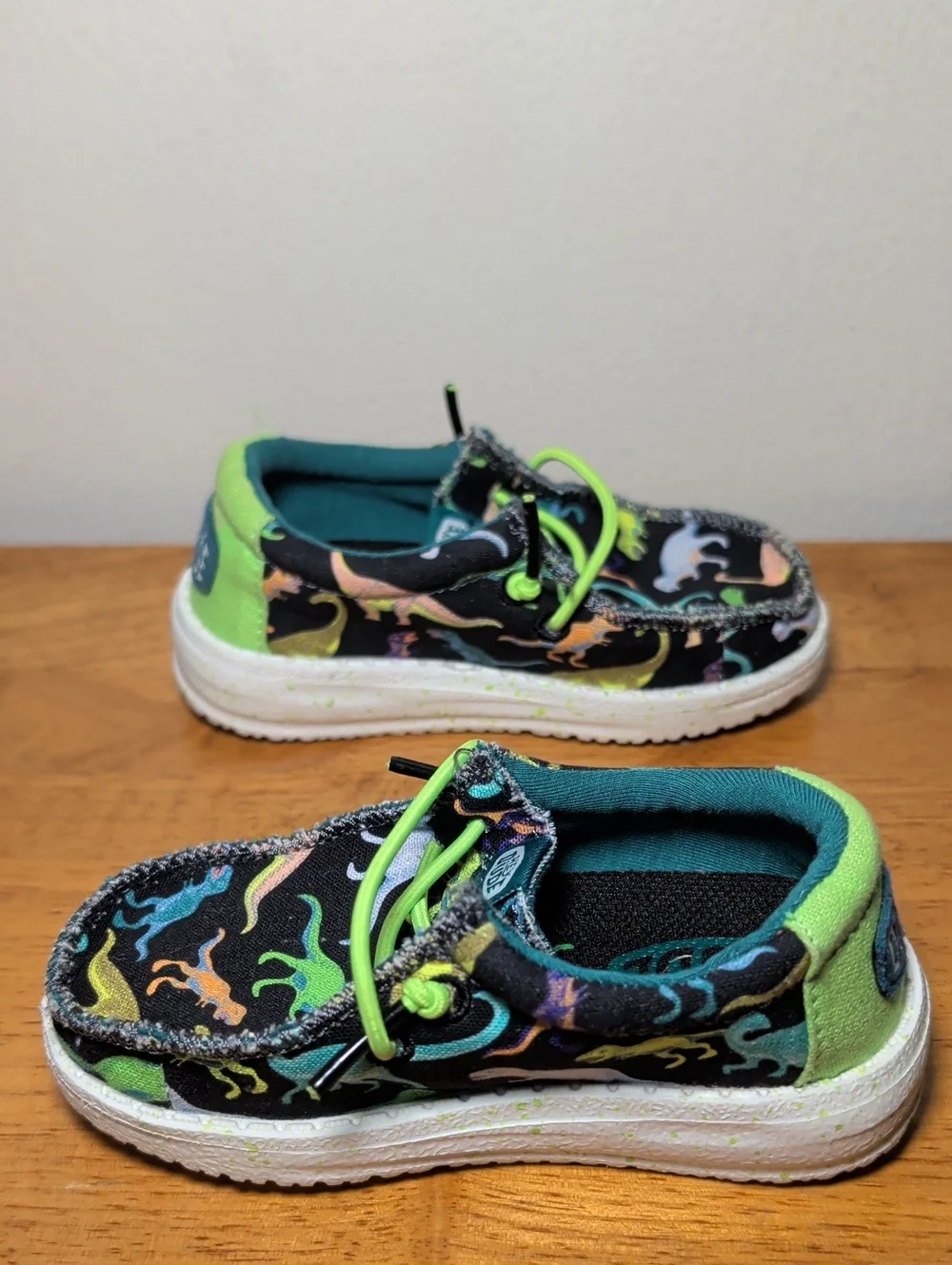 Hey Dude Wally Toddler Dino Print Shoes Blue Neon Green Boys Size 6
